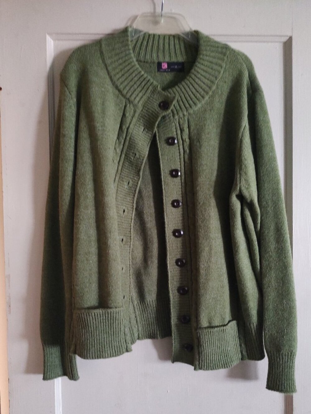 Kancy Kole cardigan in sage green  size xl acrylic, polyamide and poly amid